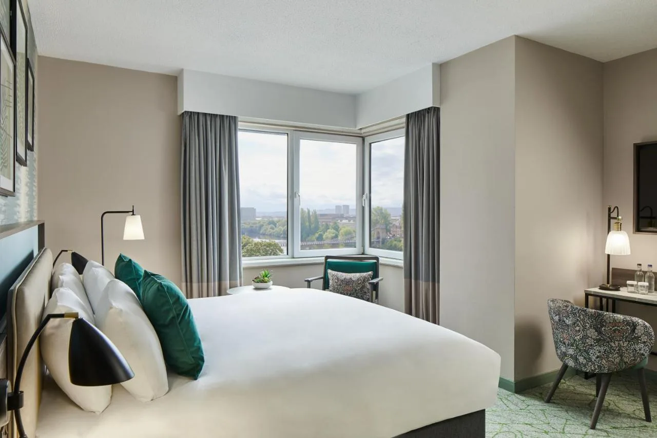 Executive King Room - Non-Smoking